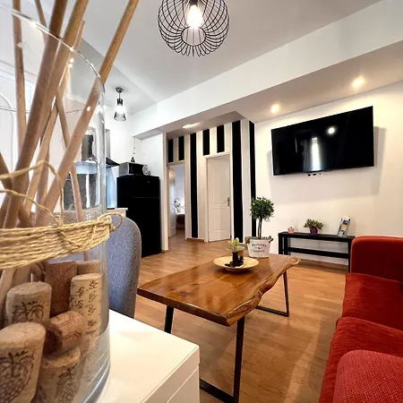 Allure Athens Urban Suites Exterior photo